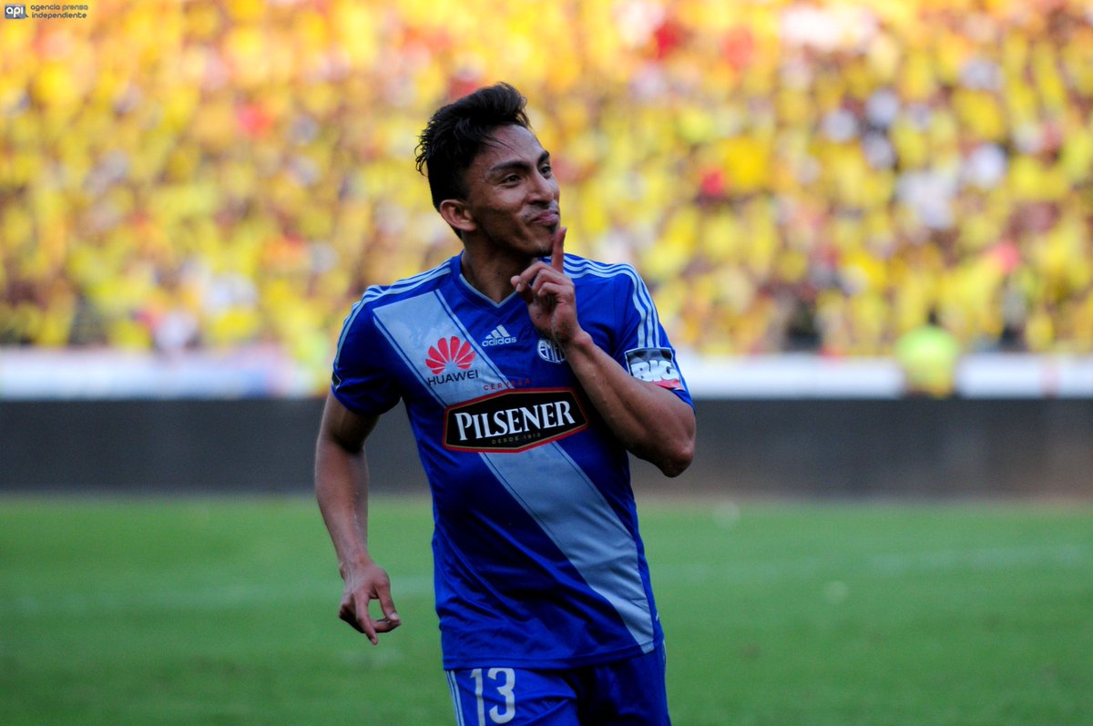Ángel mena