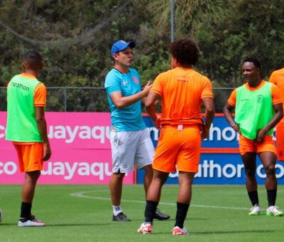 Selección de Ecuador Sub 20 entrenada por Miguel Bravo