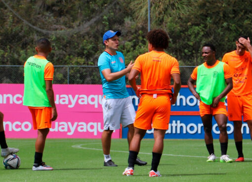 Selección de Ecuador Sub 20 entrenada por Miguel Bravo