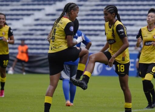 Barcelona goleó a Emelec por la Superliga Femenina