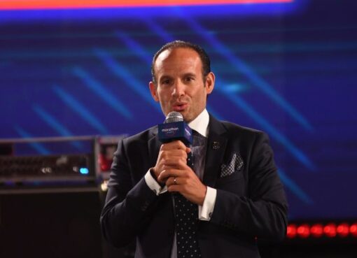 Francisco Egas, presidente de la Federación Ecuatoriana de Fútbol, habló con los medios de comunicación.