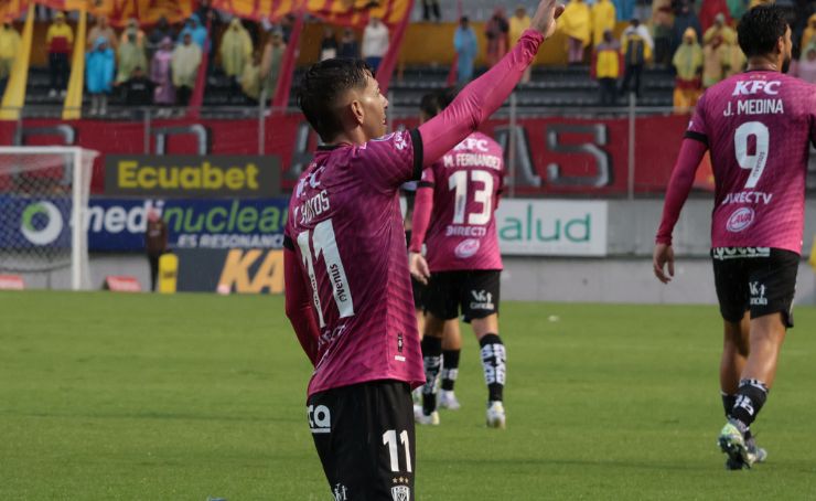 Independiente del Valle (IDV) remontó para vencer 1-2 a Aucas en el estadio Gonzalo Pozo Ripalda.