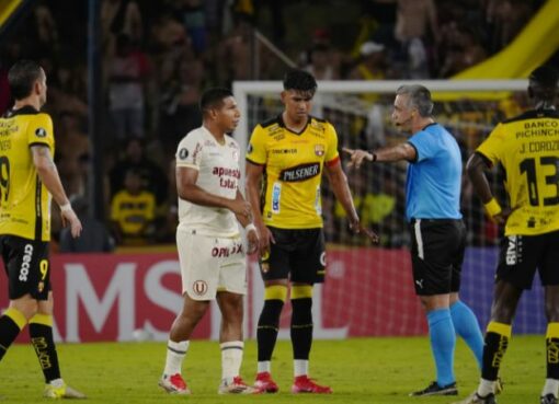 Barcelona SC sufrió una dura derrota la noche de este 22 de abril ante Universitario, por el grupo B de la Copa Libertadores
