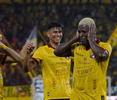 Barcelona SC no tuvo piedad para golear 4x0 al Pachuca de Guillermo Almada, por 4-0 en el estadio Monumental, por la Noche Centenario.
