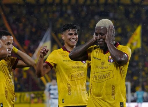 Barcelona SC no tuvo piedad para golear 4x0 al Pachuca de Guillermo Almada, por 4-0 en el estadio Monumental, por la Noche Centenario.