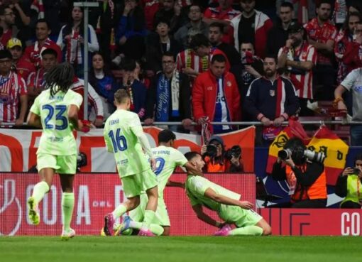 FC Barcelona: En semifinales, el Barcelona superó al Atlético de Madrid con un marcador global de 5-4. Tras un empate 4-4 en la ida, los azulgranas se impusieron 1-0 en el partido de vuelta, con un gol de Ferran Torres que selló su pase a la final. ​