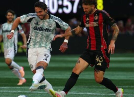 El ecuatoriano Leonardo Campana, delantero ecuatoriano del New England Revolution, volvió a las canchas tras más de un mes fuera por lesión.