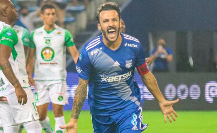 Emelec anunció que pagó una multa de 10 mil francos suizos impuesta por FIFA, como parte de su plan para estar al día y poder fichar.