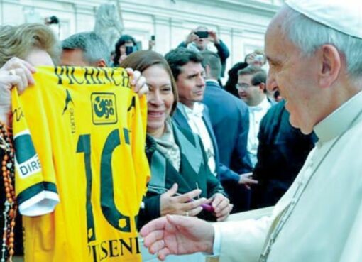 El 21 de abril de 2025, el mundo se despidió del papa Francisco, quien falleció a los 88 años. A lo largo de su papado.