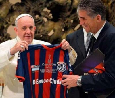 El lunes 21 de abril de 2025, a los 88 años, falleció el Papa Francisco en su residencia de la Casa Santa Marta en el Vaticano.