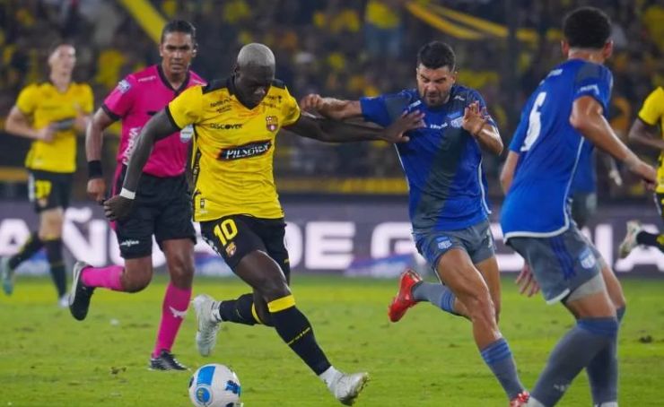 Barcelona SC anunció los precios de las entradas para el Clásico del Astillero ante el Club Sport Emelec en el estadio Monumental.