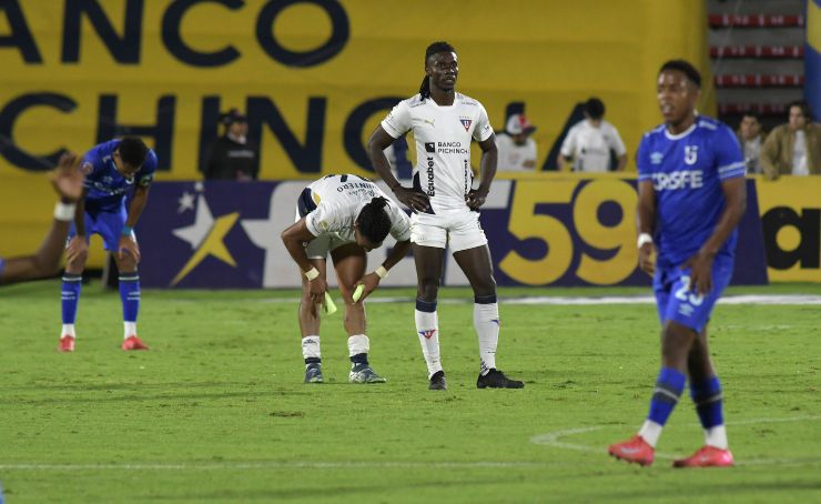 Liga de Quito sufrió una nueva derrota en la LigaPro Ecuabet 2025, al caer 3x1 ante Universidad Católica en el estadio Olímpico Atahualpa.