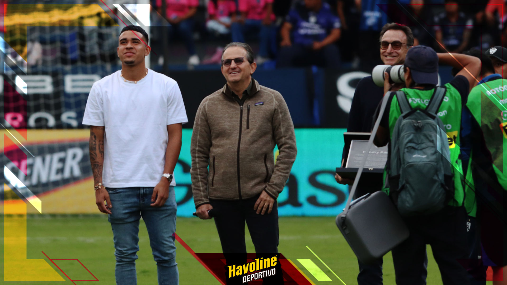 Independiente del Valle le hizo un homenaje de despedida a Kendry Páez