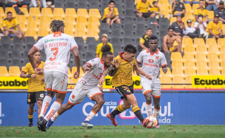Barcelona SC no pudo mantener la ventaja, y empató a Libertad 3x3 en el estadio Banco Pichincha, por la fecha 18 de la Liga Ecuabet