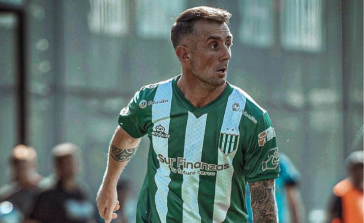 Damián Díaz rescinde su contrato con Banfield y abre la puerta a su regreso a Ecuador, según la prensa argentina.