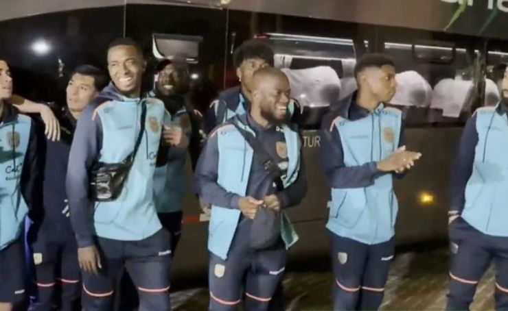 Ecuador llegó a Lima con Enner Valencia en duda para enfrentar a Perú, por la fecha 16 de las Eliminatorias Sudamericanas
