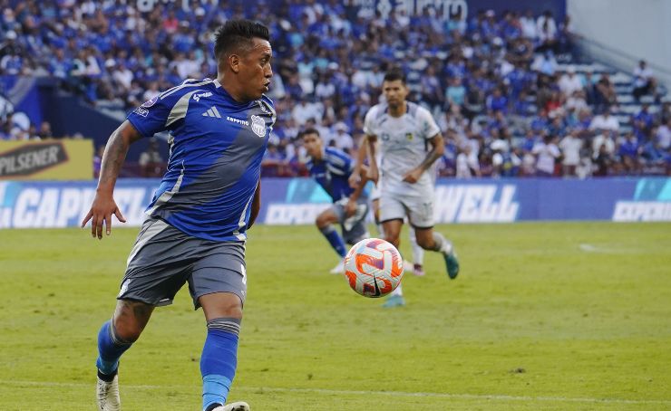 Emelec no pudo sostener el resultado a su favor, y lo terminó empatando 2x2 ante Delfín en el estadio Capwell, por la fecha 17 de la Liga Ecuabet.