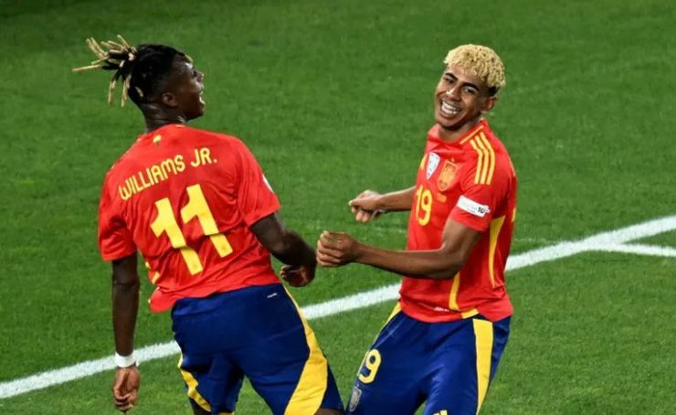 España pasa a la final de la Liga de Naciones tras vencer 5x4 a Francia, en el Mercedes-Benz Arena de Stuttgart.
