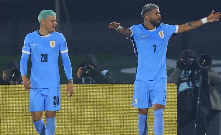 Uruguay venció 2x0 a Venezuela en el estadio Centenario de Montevideo, por la fecha 16 de las Eliminatorias