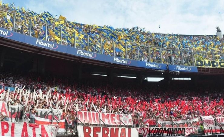 AFA confirmó la vuelta de los visitantes al fútbol argentino, en una rueda de prensa realizado por el presidente, Claudio «Chiqui» Tapia.