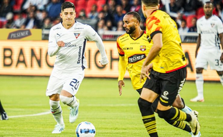 Barcelona SC y Liga de Quito se enfrentan en el estadio Monumental en el partido que inicia la fecha 22 de la Liga Ecuabet.