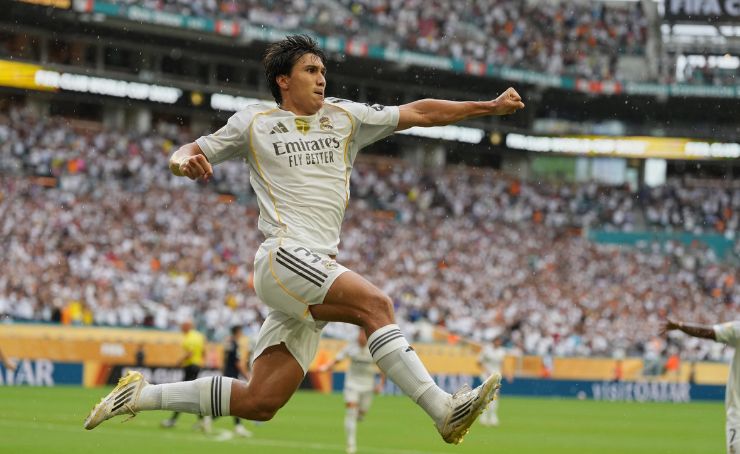 Real Madrid venció por la mínima diferencia a Juventus en el estadio Hard Rock Stadium, y está en los cuartos del Mundial de Clubes 2025.