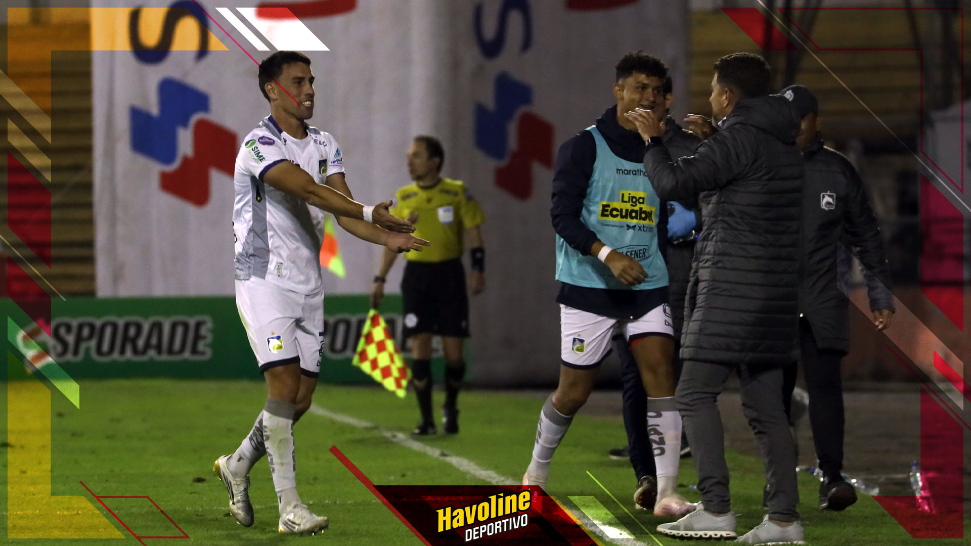 Joaquín León marcó un golazo para poner en ventaja a Delfín sobre Deportivo Cuenca