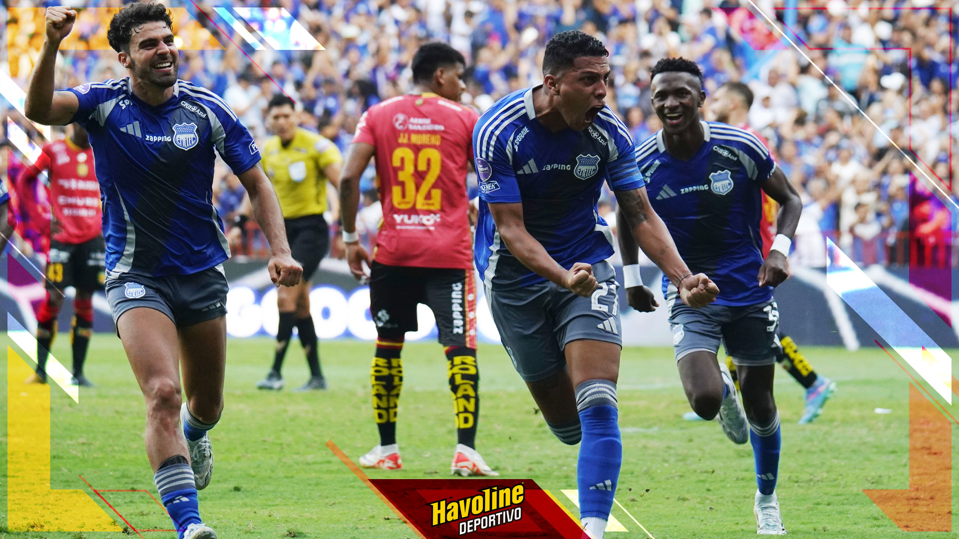 Luis Fernando León celebrando el gol del empate de Emelec sobre Deportivo Cuenca