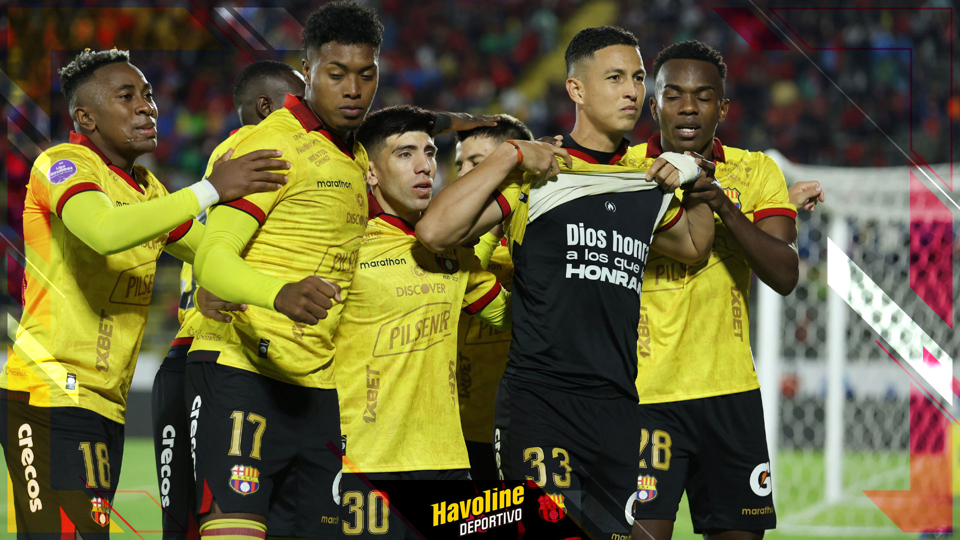 Miguel Parrales celebrando el gol del triunfo de Barcelona SC ante El Nacional en Quito