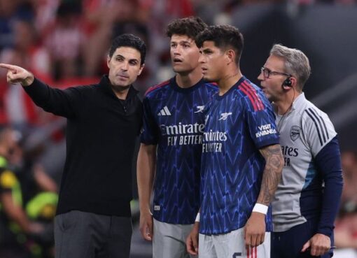 Piero Hincapié retornó a los entrenamientos con Arsenal