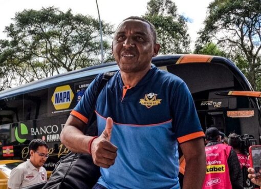 Juan Carlos León: «Ya están buscando director técnico. Nosotros lo que estamos haciendo es cumplir nuestro contrato»